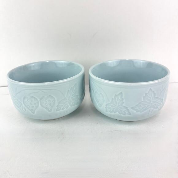 Blue Asian Celadon Pottery Bowl Set with Strawberry Pattern - Picture 1 of 8